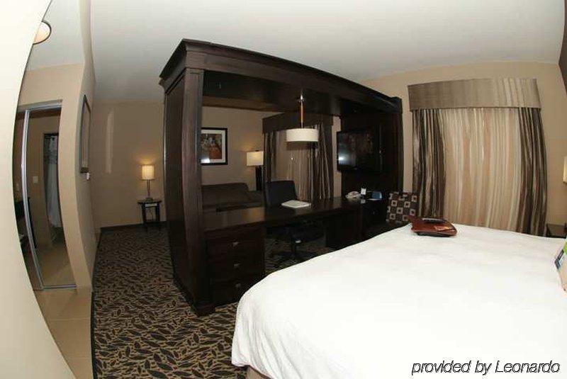 Hampton Inn & Suites Bay City Oda fotoğraf